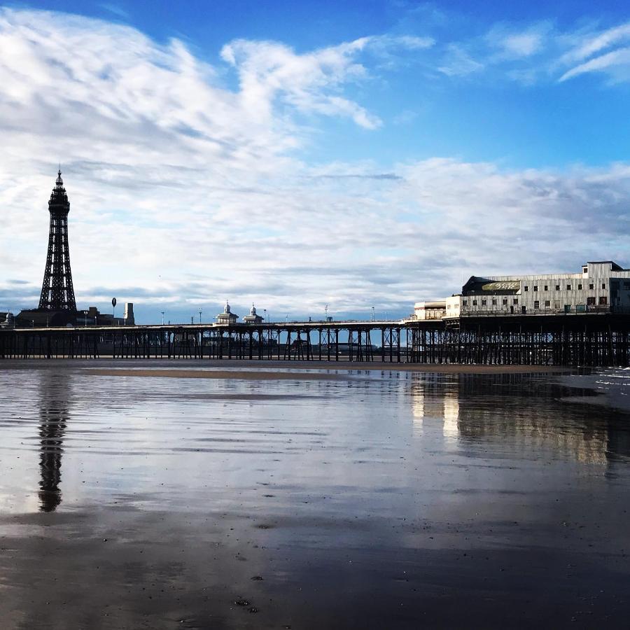 The Mayfield Guest house Blackpool